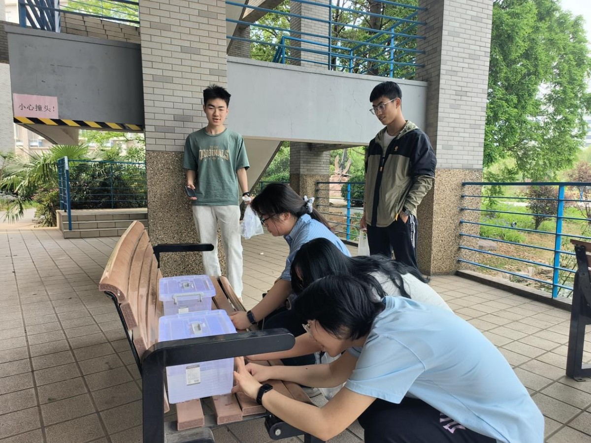 区块链游戏
举办“水的征程，青春驰骋”主题定向越野活动