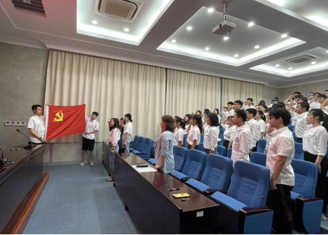 水文院学子暑期返乡开展寻访红色水利印记党史学习实践
