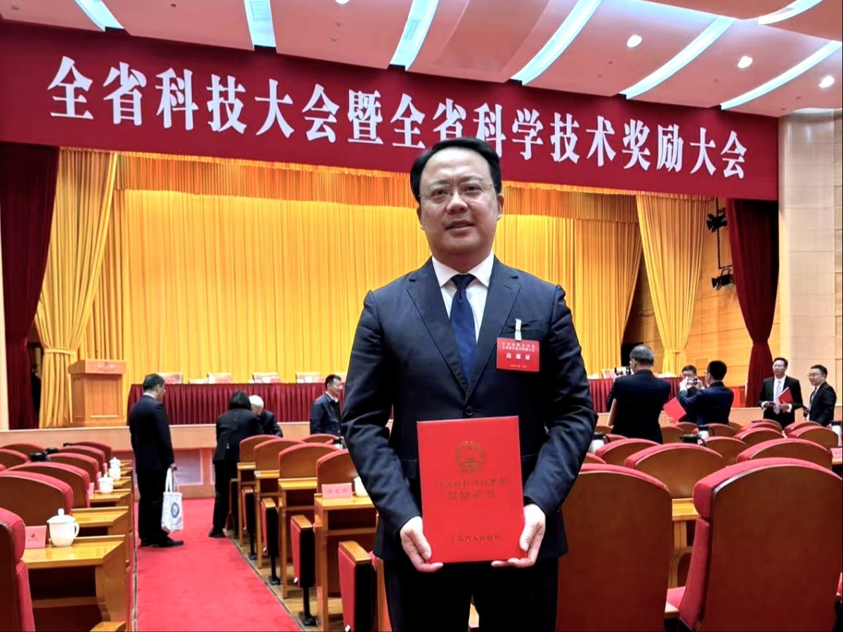 区块链游戏
鲁春辉教授荣获2023年度江苏省青年科技杰出贡献奖