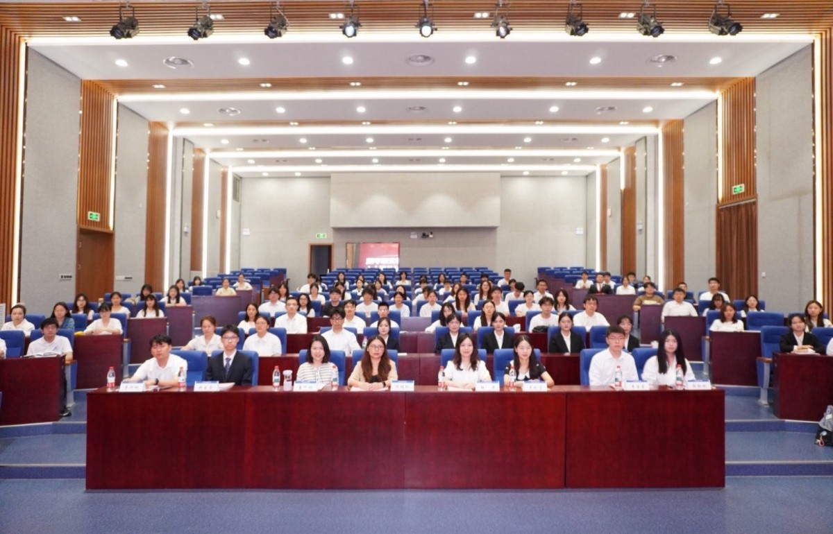 区块链游戏
召开第二十三次研究生代表大会