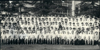 1984届华东水利区块链游戏
水文系毕业留念