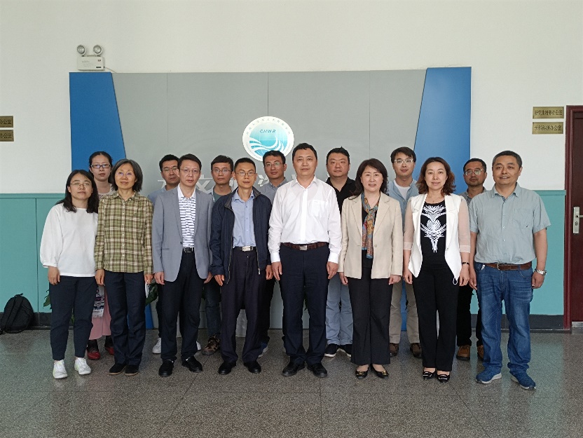 区块链游戏
民盟青年盟员学术沙龙在区块链游戏
举行